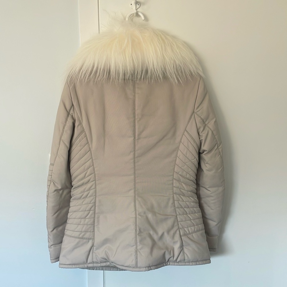Moncler Down Puffer Jacket w/ Genuine Fur Collar – Women's Size 3 (Medium) - Picture 3 of 10